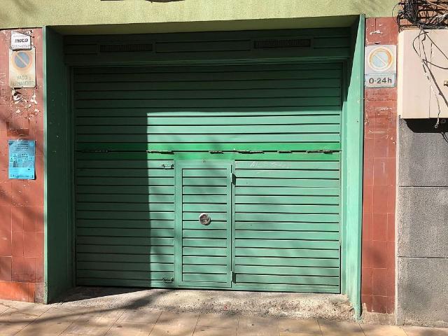 Garaje en venta en Barcelona, de 12 m² por 16.000