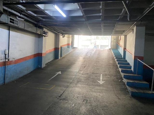 Garaje en venta en Barcelona, de 8 m² por 10.000