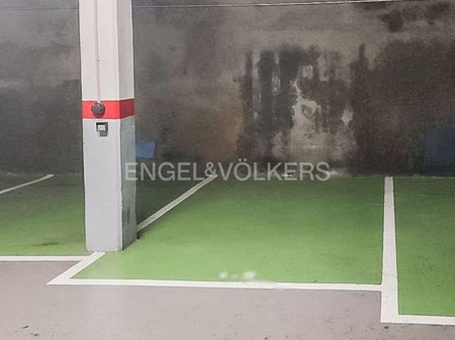 Garaje en venta en Barcelona, por 31.000