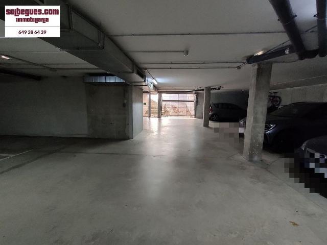 Garaje en venta en Begues, de 15 m² por 14.000