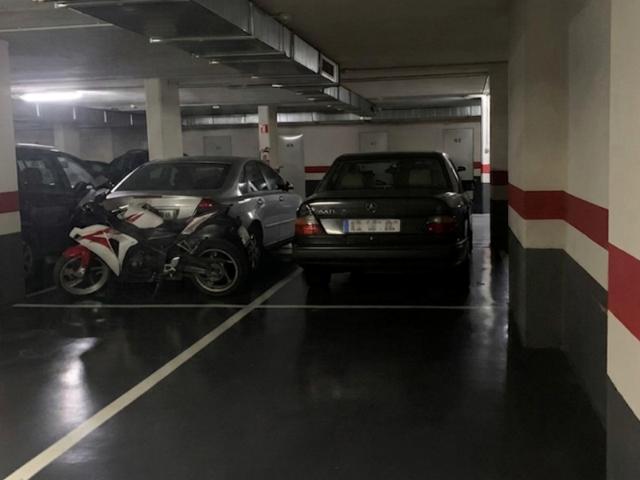 Garaje en venta en Bilbao, Bilbao