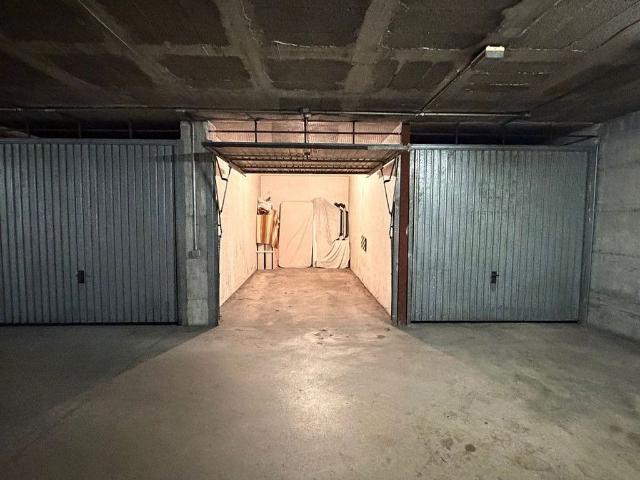 Garaje en venta en Girona, por 24.000