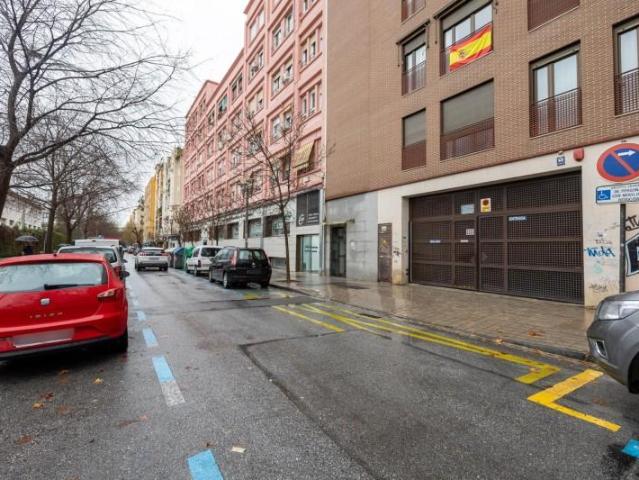 Garaje en venta en Granada, Arabial