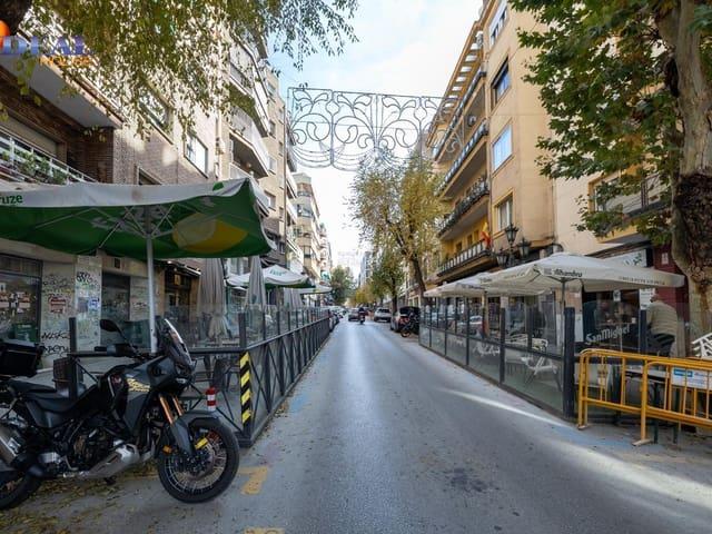 Garaje en venta en Granada, Granada