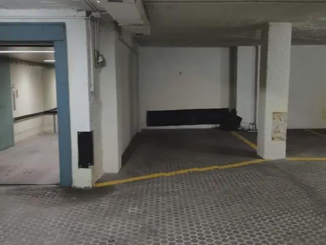 Garaje en venta en Granada, Granada