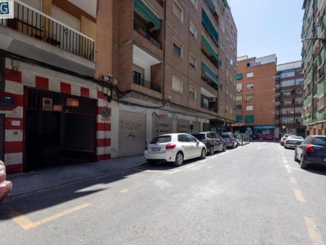 Garaje en venta en Granada, Plaza de toros