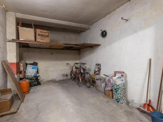 Garaje en venta en Granada, Recogidas