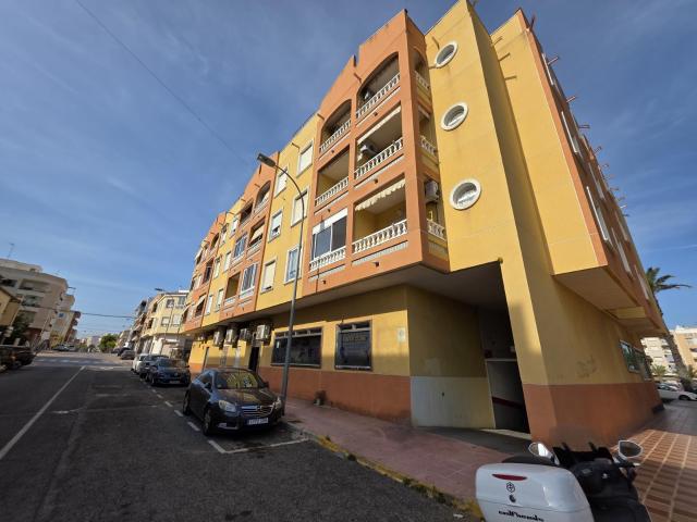Garaje en venta en Guardamar del Segura Alicante
