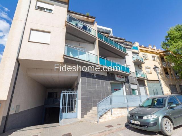 Garaje en venta en Dúrcal Granada