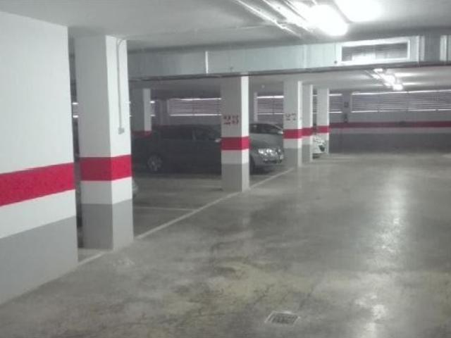 Garaje en venta en El Parador. En C/Losas