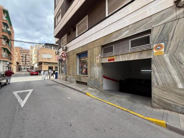 Garaje en venta en Elda, Gran avenida