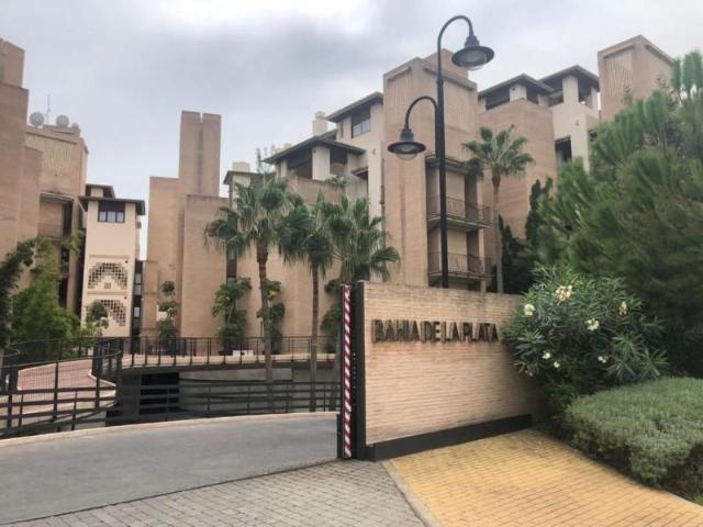 Garaje en venta en Estepona, Playa