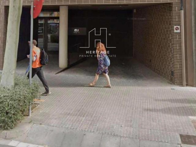 Garaje en venta en Esplugues de Llobregat Barcelona