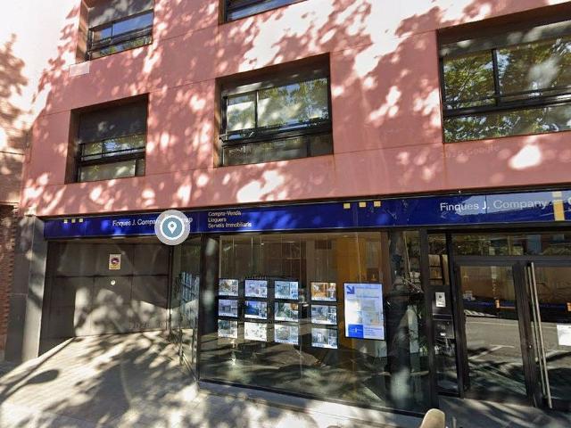 Garaje en venta en Figueres, de 12 m² por 15.000