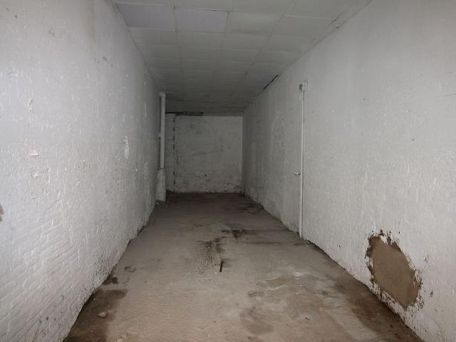 Garaje en venta en Figueres, de 20 m² por 35.000