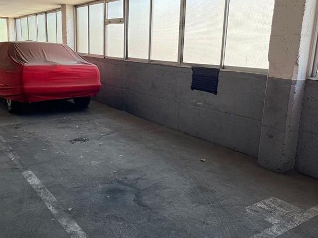 Garaje en venta en Hospitalet de Llobregat, L´, de 10 m² por 14.500