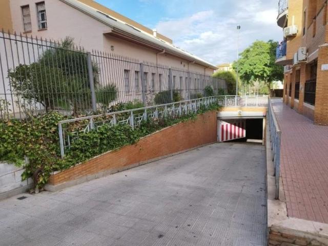 Garaje en venta en Huelva, Los Rosales