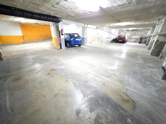Garaje en venta en Igualada, de 16 m² por 6.000