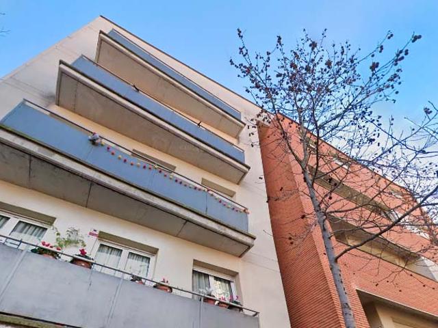 Garaje en venta en Olot