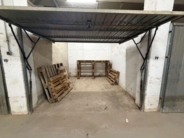 Garaje en venta en Orihuela, Alicante