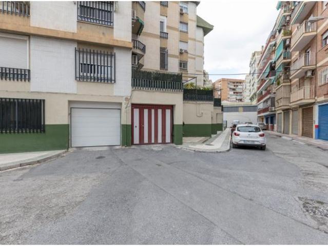 Garaje en Venta en La Granada, Granada