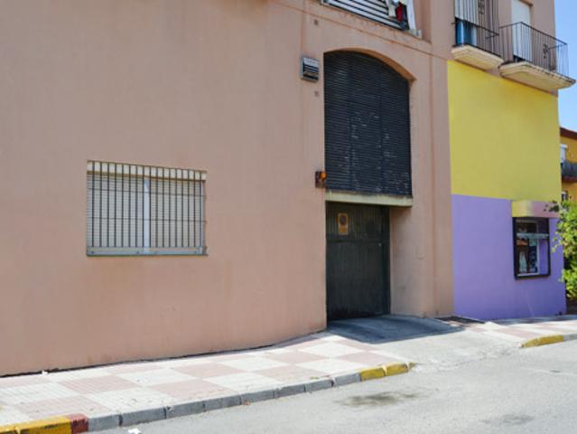 Garaje en venta en Línea De La Concepción la