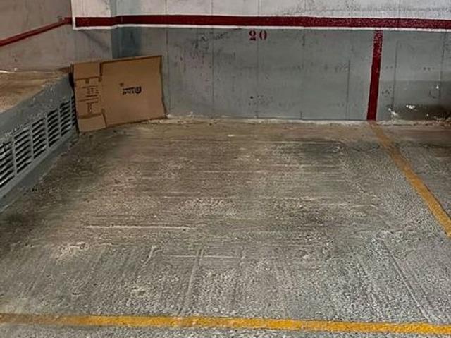 Garaje en venta en Lleida, de 14 m² por 11.000