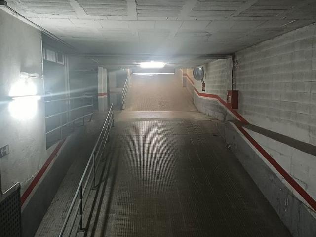 Garaje en venta en Lleida, de 15 m² por 10.000