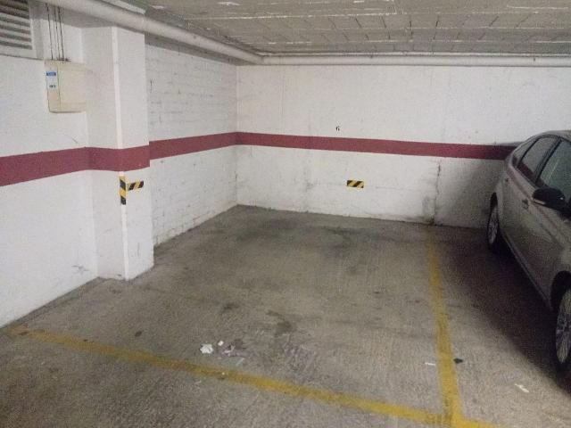 Garaje en venta en Lleida, de 15 m² por 12.500