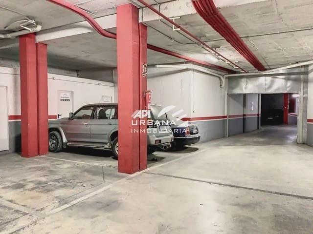 Garaje en venta en Lucena, Córdoba