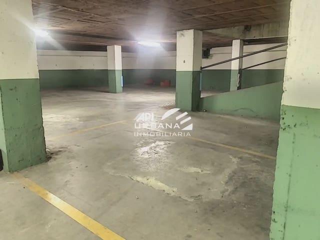 Garaje en venta en Lucena, Córdoba