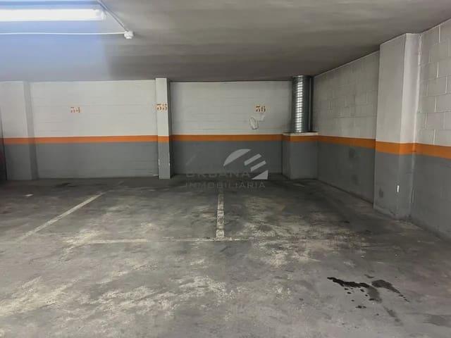 Garaje en venta en Lucena, Córdoba