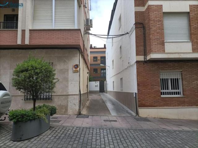 Garaje en venta en Lucena, La calzada
