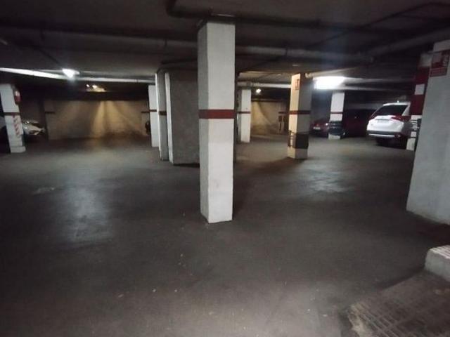 Garaje en venta en Mollet del Vallès, de 8 m² por 12.900
