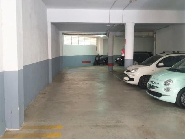Garaje en venta en Montcada i Reixac, Montcada Bifurcació