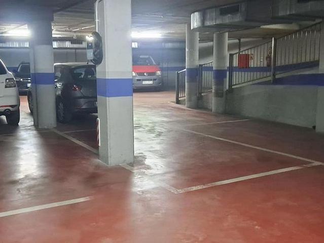 Garaje en venta en Mataró, de 27 m² por 31.500