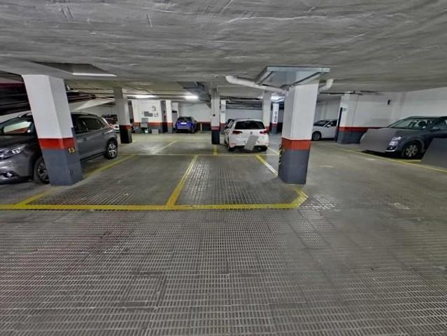 Garaje en venta en Madrid, Bellas Vistas