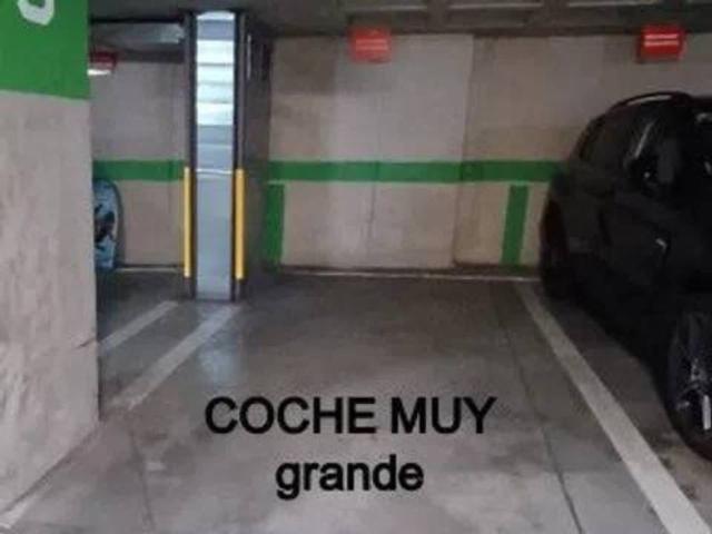 Garaje en venta en Madrid Capital