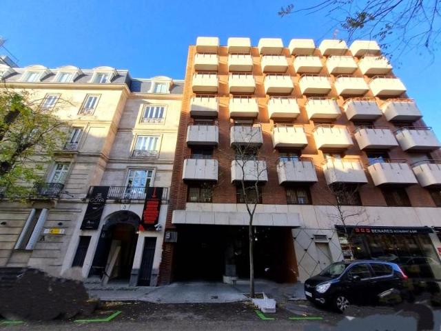 Garaje en venta en Madrid, Chamberí