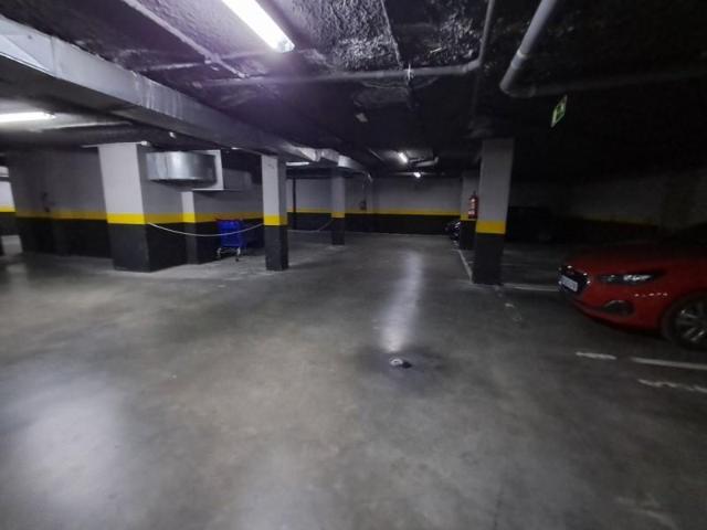 Garaje en venta en Madrid, Ciudad Lineal Pueblo Nuevo