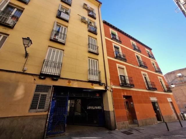 Garaje en venta en Madrid, Embajadores