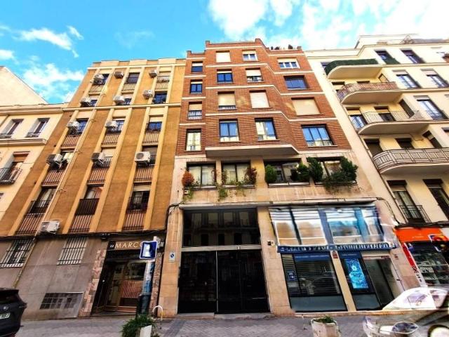 Garaje en venta en Madrid, Trafalgar