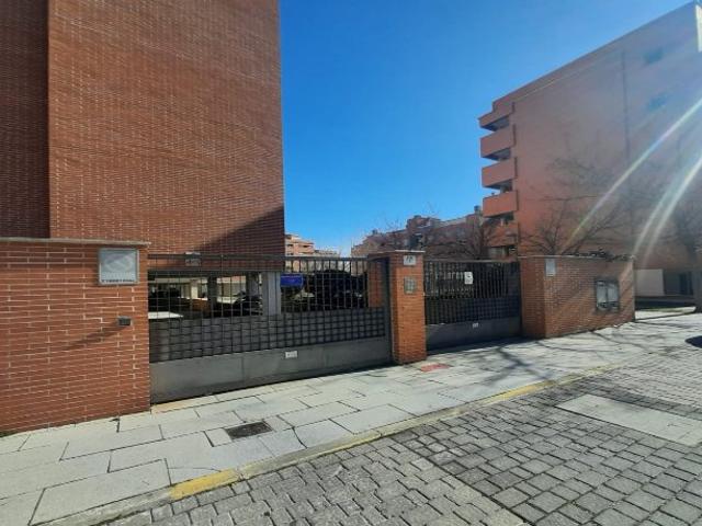 Garaje en venta en Madrid