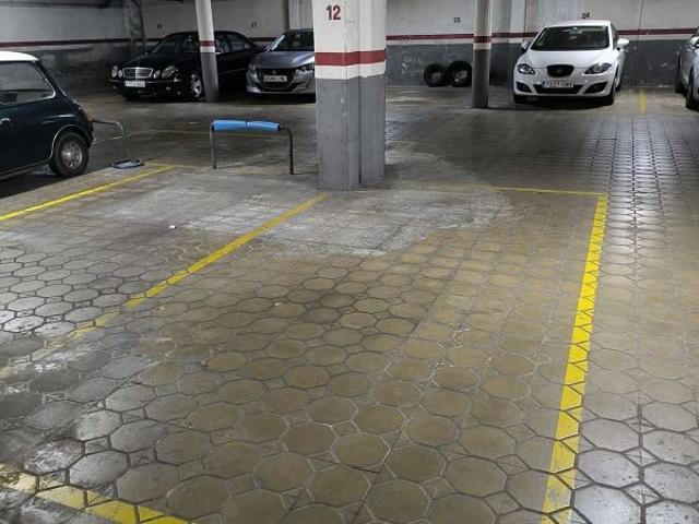 Garaje en venta en Barcelona, de 63 m² por 16.210