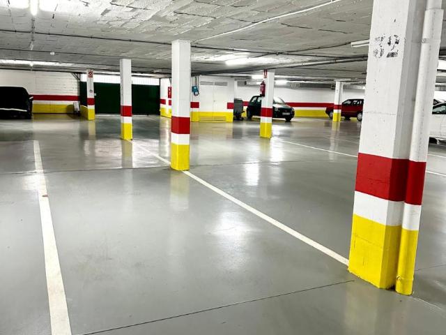 Garaje en venta en Marbella Málaga