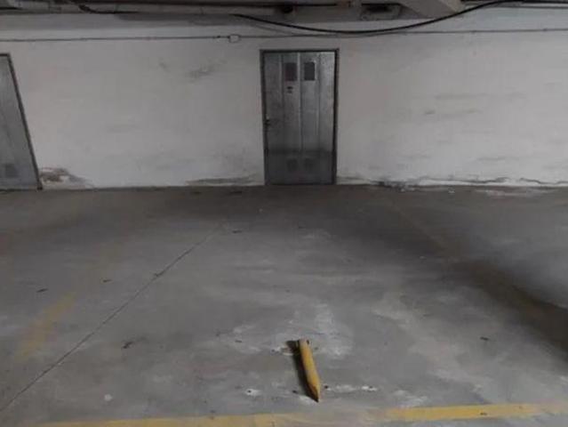 Garaje en venta en Marbella, Nueva Andalucia