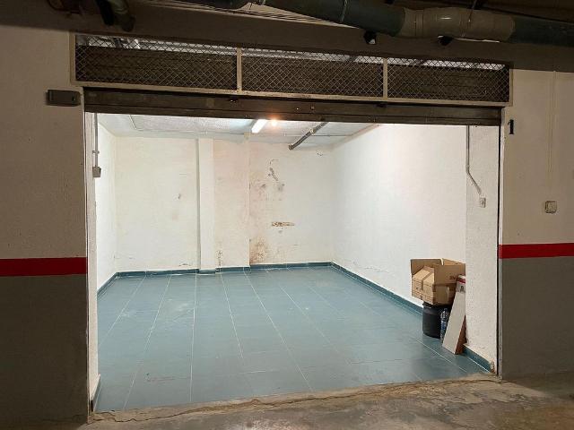 Garaje en venta en Salou, de 18 m² por 38.000