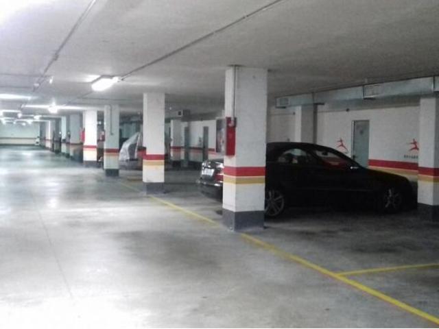 Garaje en Venta en Santa Cruz de Bezana, Cantabria