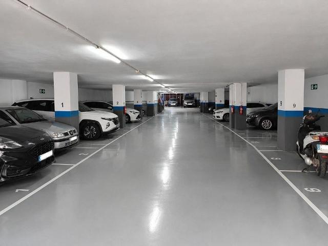 Garaje en venta en Palamós, de 14 m² por 27.000