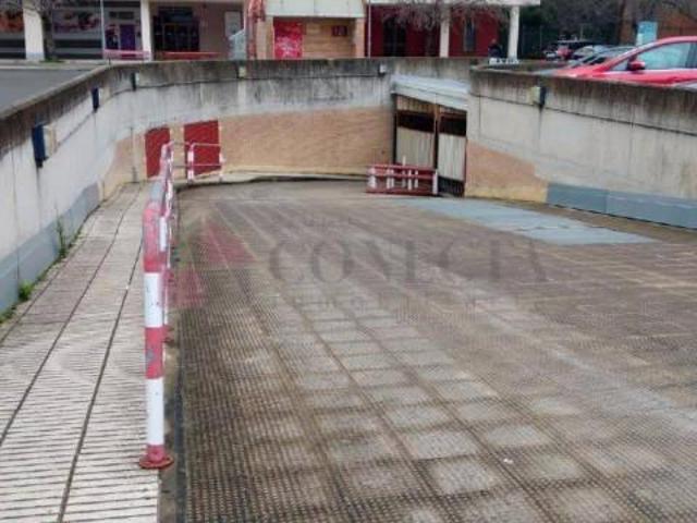 Garaje en venta en Pamplona